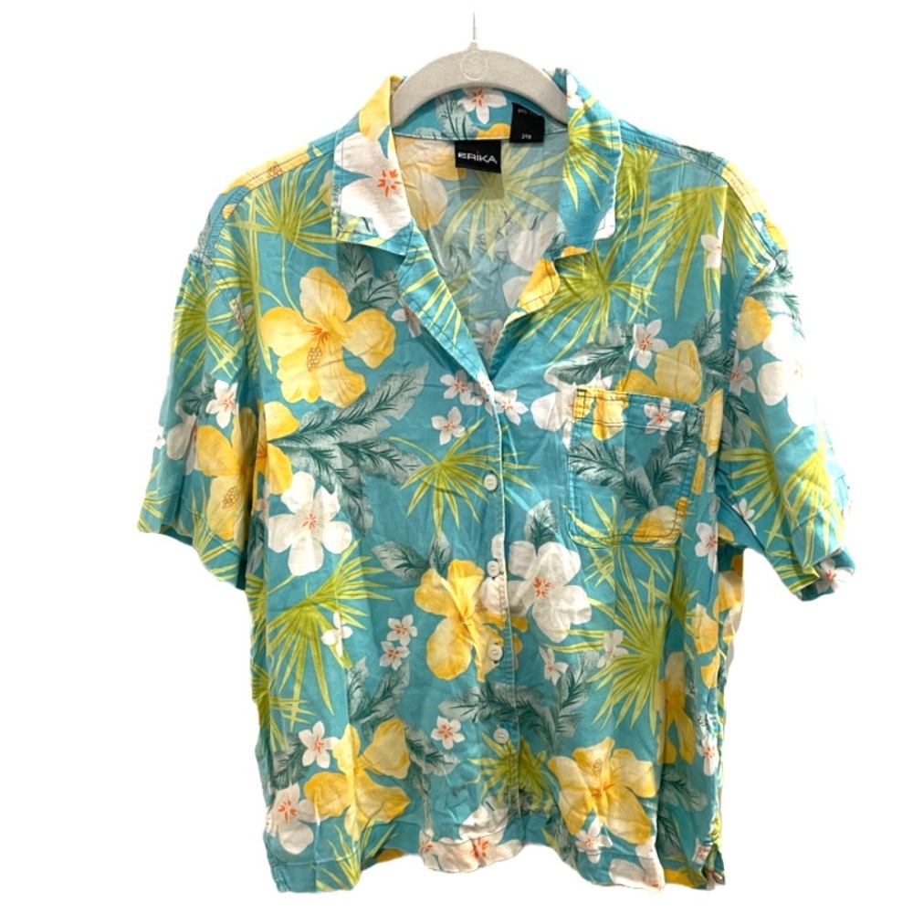 Vintage Y2K 90s Erika Hawaiian shirt button for. Large
